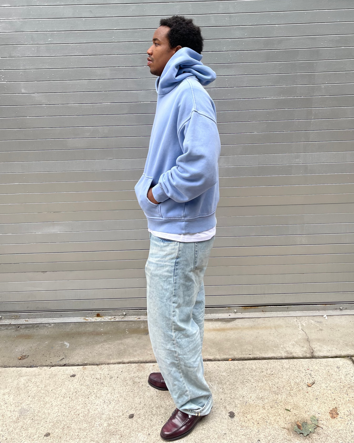 Vintage Ice Blue Hoodie - Stylish Retro Fashion Sweatshirt