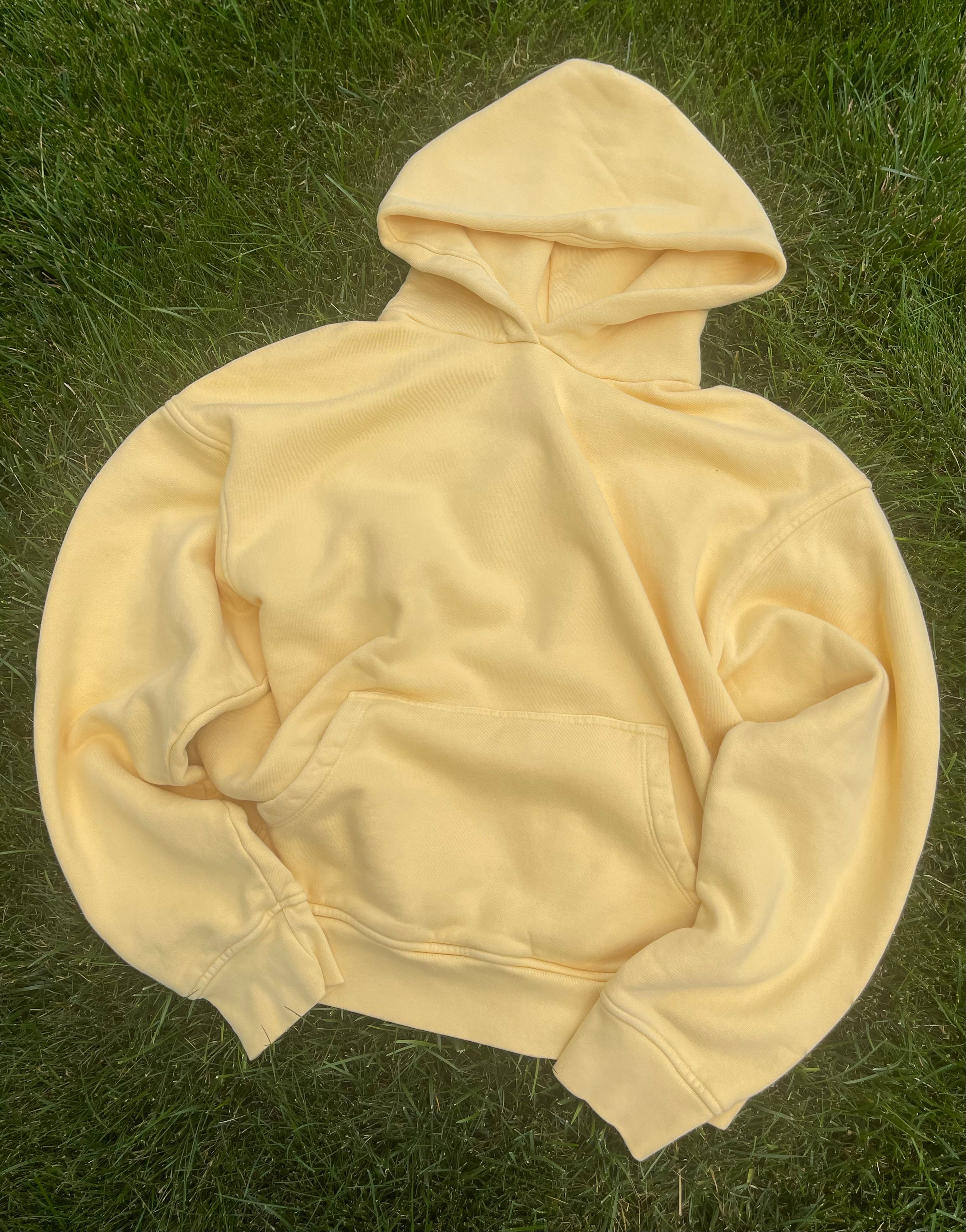 Blank shops yellow hoodie