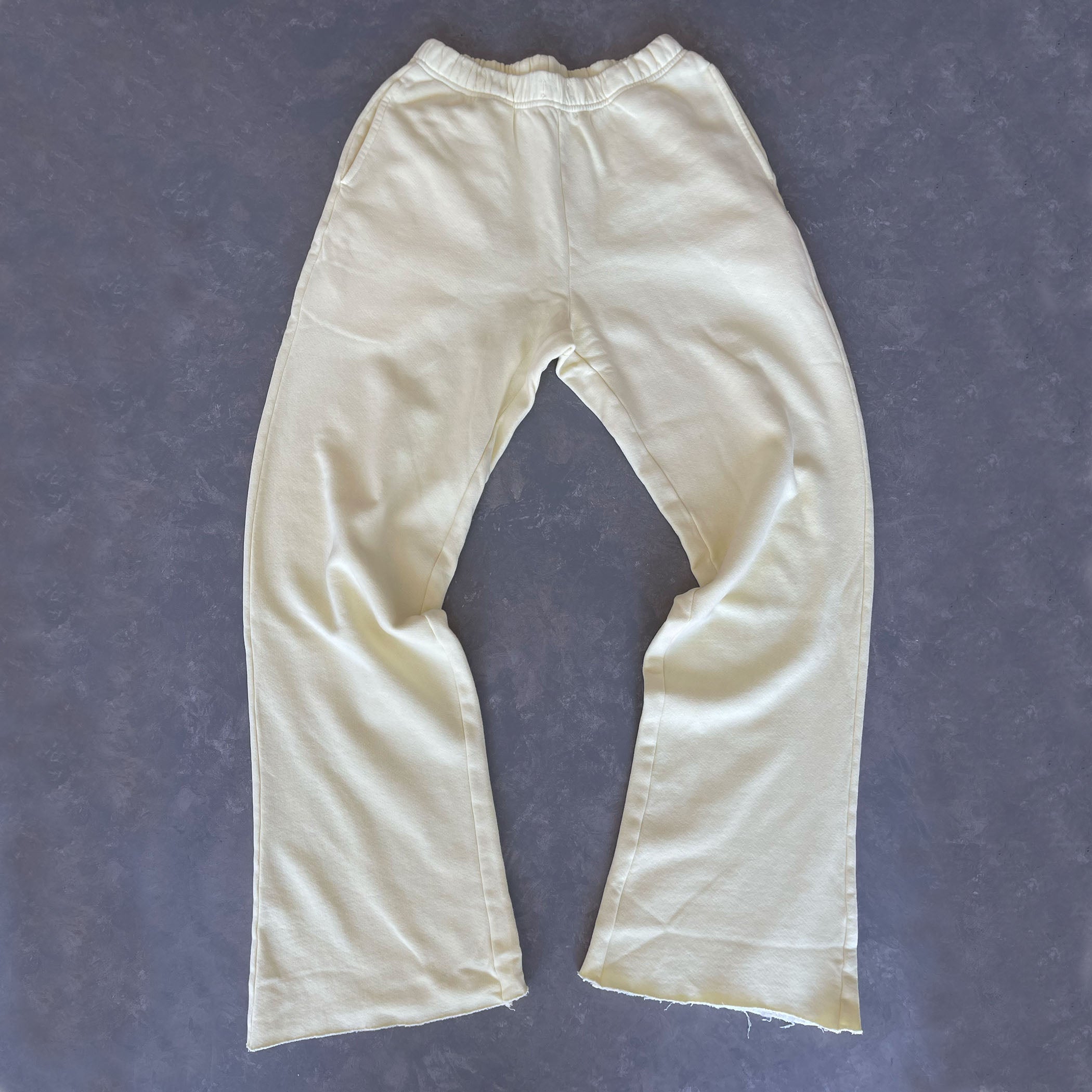 LIGHTWEIGHT SWEATPANT